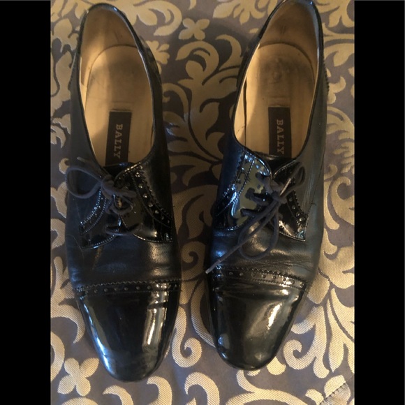 Black lace up Bally Shoes - Picture 2 of 4